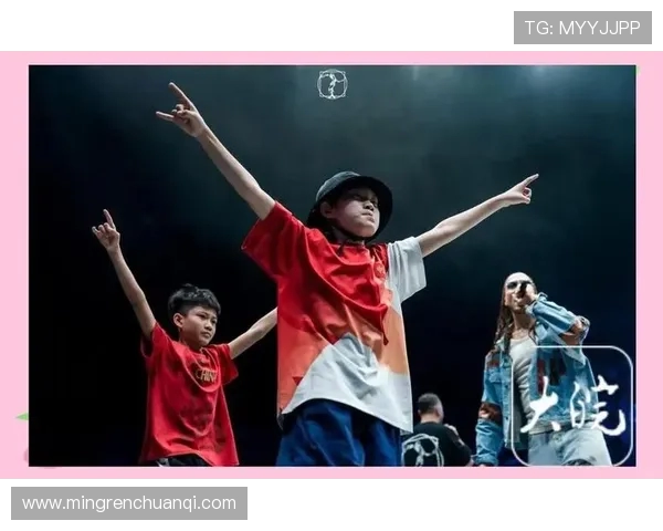 南京街舞队引领节奏变革热潮探讨街舞文化的创新与发展